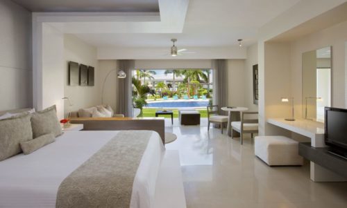 Secrets Silversands Riviera Cancun swim-up suite