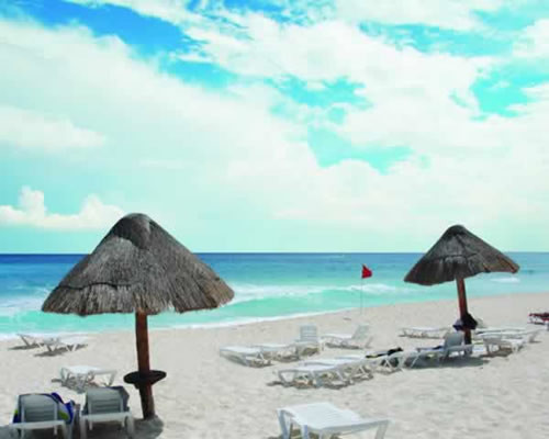 Solymar Cancun Beach Resort beach