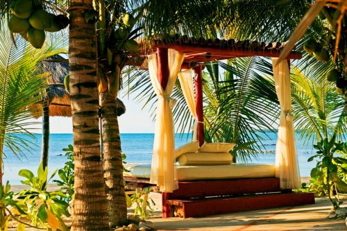 Sensimar Seaside Suites Bali bed