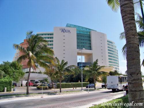 Live Aqua Beach Resort Cancun exterior