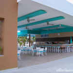Riu Playacar poolside bar