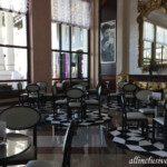 Sitting area in the lobby across from Capuchino