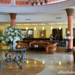 Colonial lobby bar Barcelo Maya Colonial lobby bar