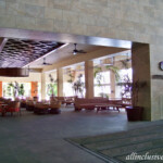 Caribe lobby bar seating at the Maya Mall Barcelo Maya Caribe lobby bar