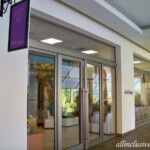 Wedding coordinator/display office Barcelo Maya Colonial wedding info