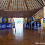 Get your towels here at the Tropical pool Barcelo Maya Tropical towel access