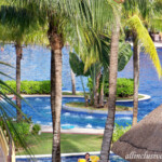 Separate Jacuzzi area of the Palace pool Barcelo Maya Palace Jacuzzi area