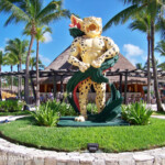 Beachfront statue at the Palace Barcelo Maya Palace statue