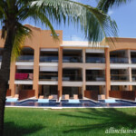 Swim-up suites, Labna building Barcelo Maya Caribe swim-up suites