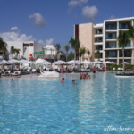 Main Grand Palladium pool Grand Palladium Costa Mujeres pool