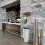 No bar seats at the Rendevous lobby bar