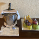 Complimentary fruit and bottle of sparkling wine
